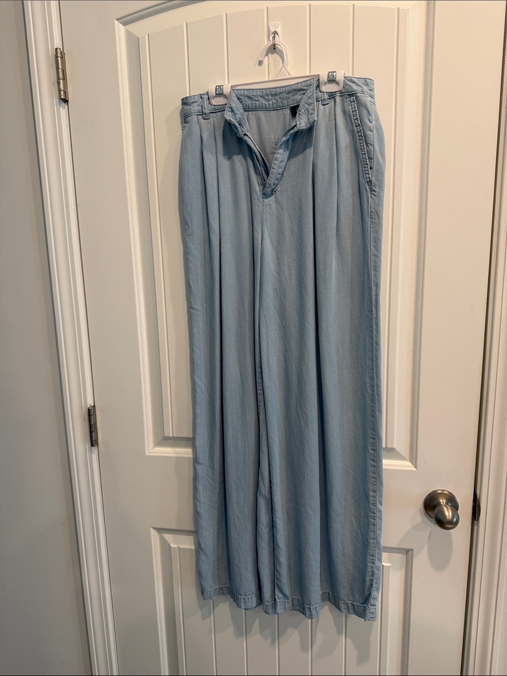 a.n.a Light Blue Wide-Leg Jeans